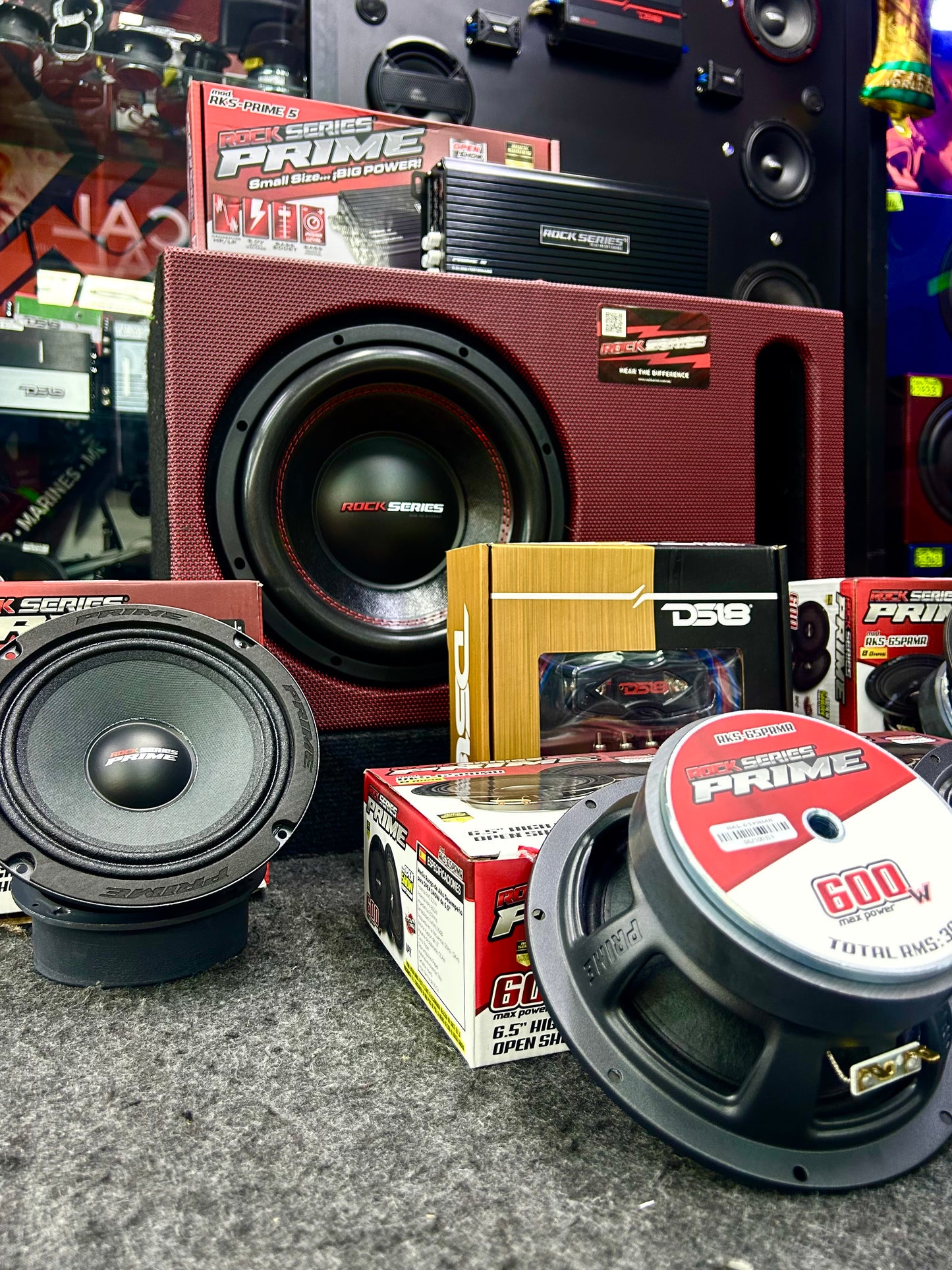 REGÁLATE UNA RENOVACIÓN DE TU EQUIPO DE AUDIO / ROCK SERIES / DS18 / 160626 / DCA