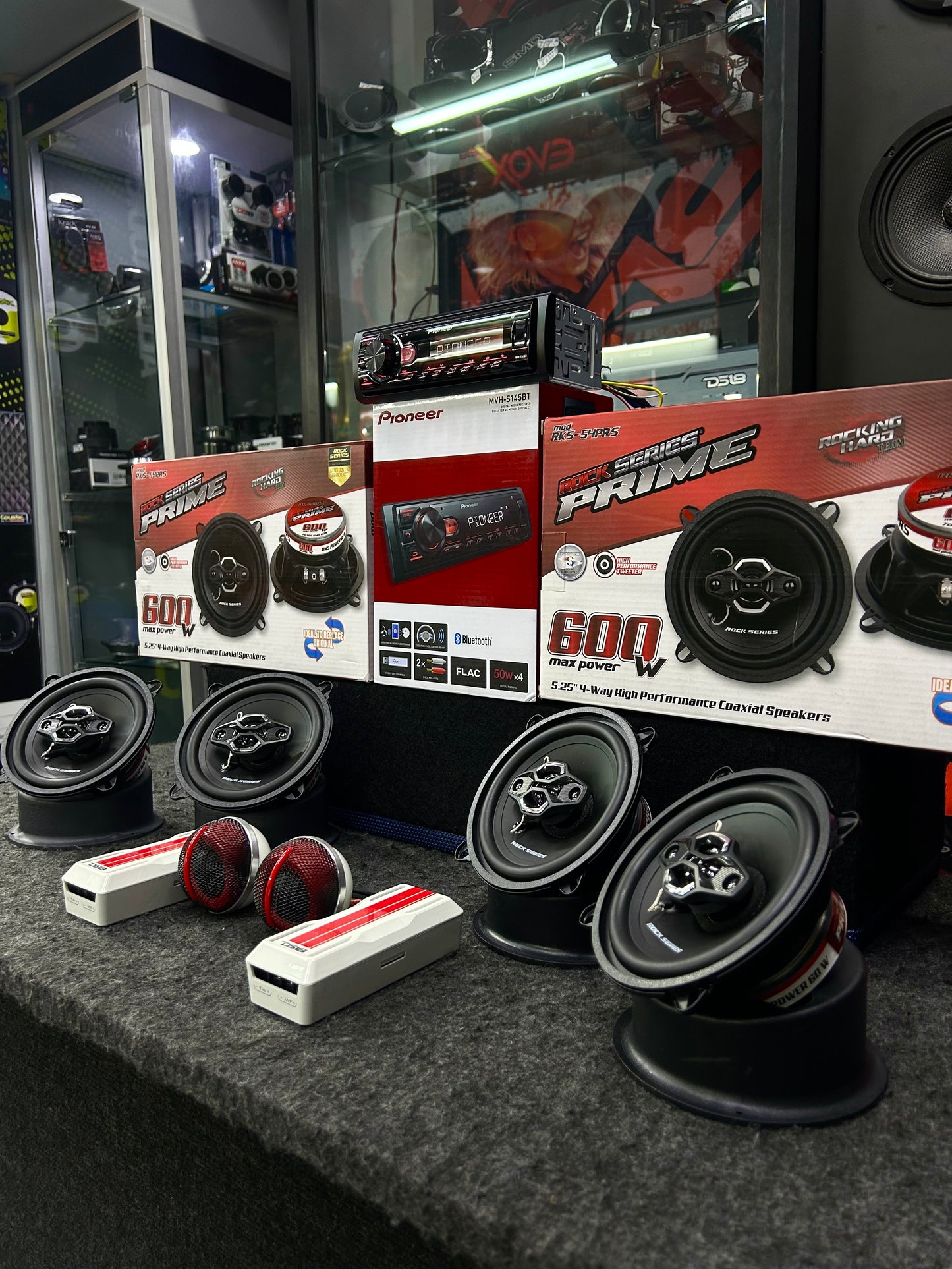 NECESITAS VOCINAS DE 5.25” / ROCK SERIES / PIONEER / DS18 / 020726 / JCP