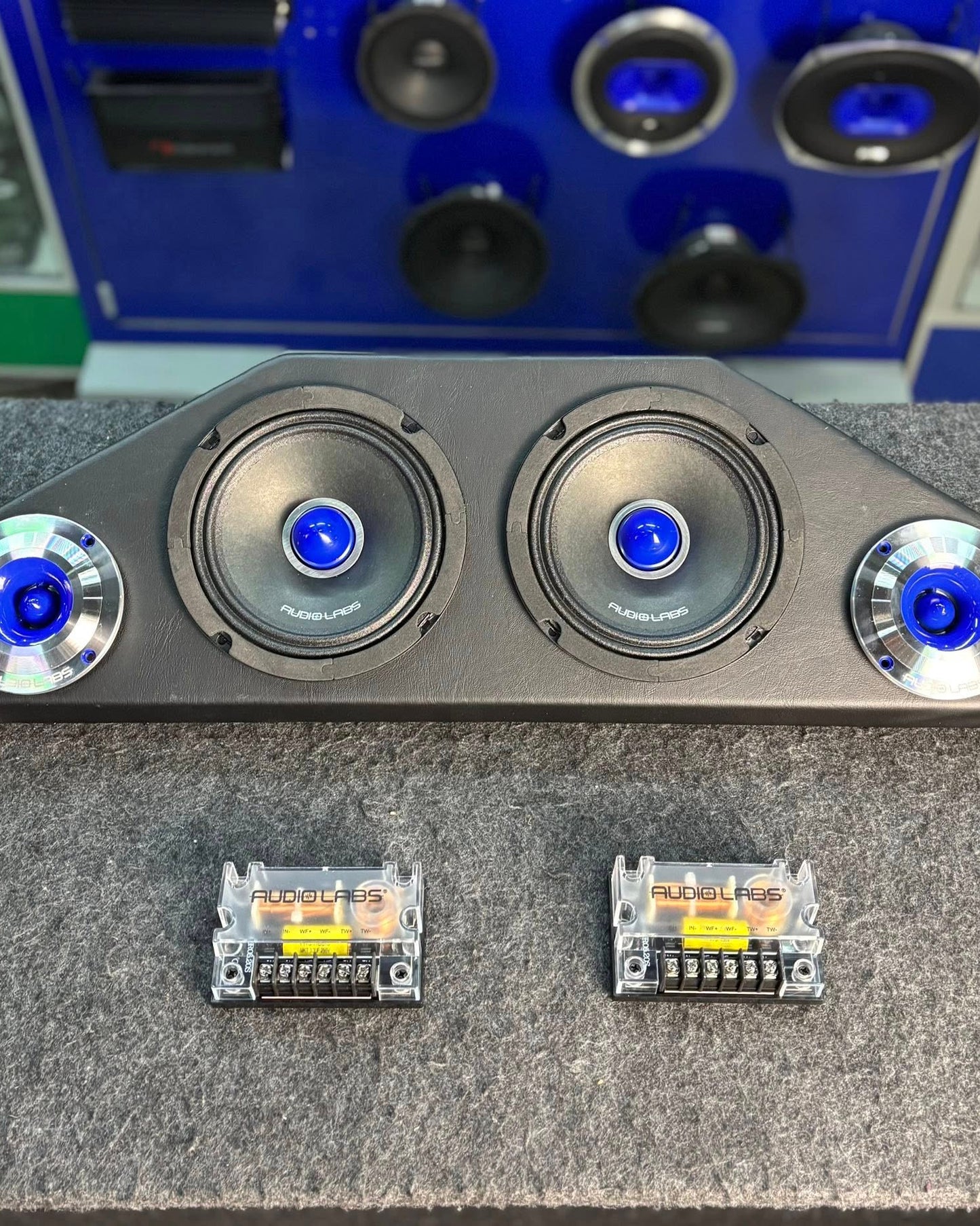 PAQUETE DE SUBWOOFER CON SET DE MEDIOS/AUDIOLABS/3001267/RZ
