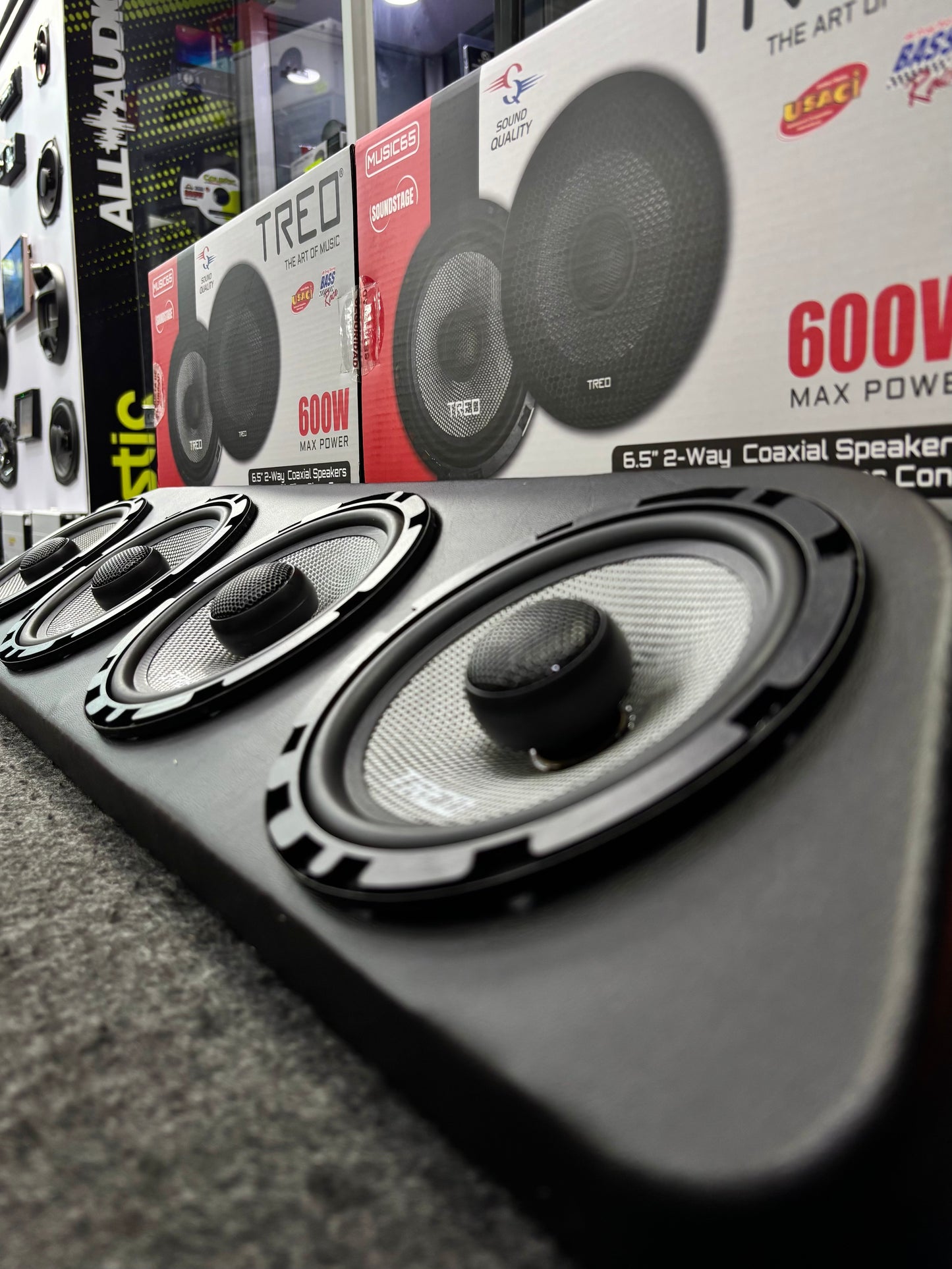 BUSCAS NITIDEZ Y POTENCIA EN TU AUDIO / TREO / 130426 / JCP