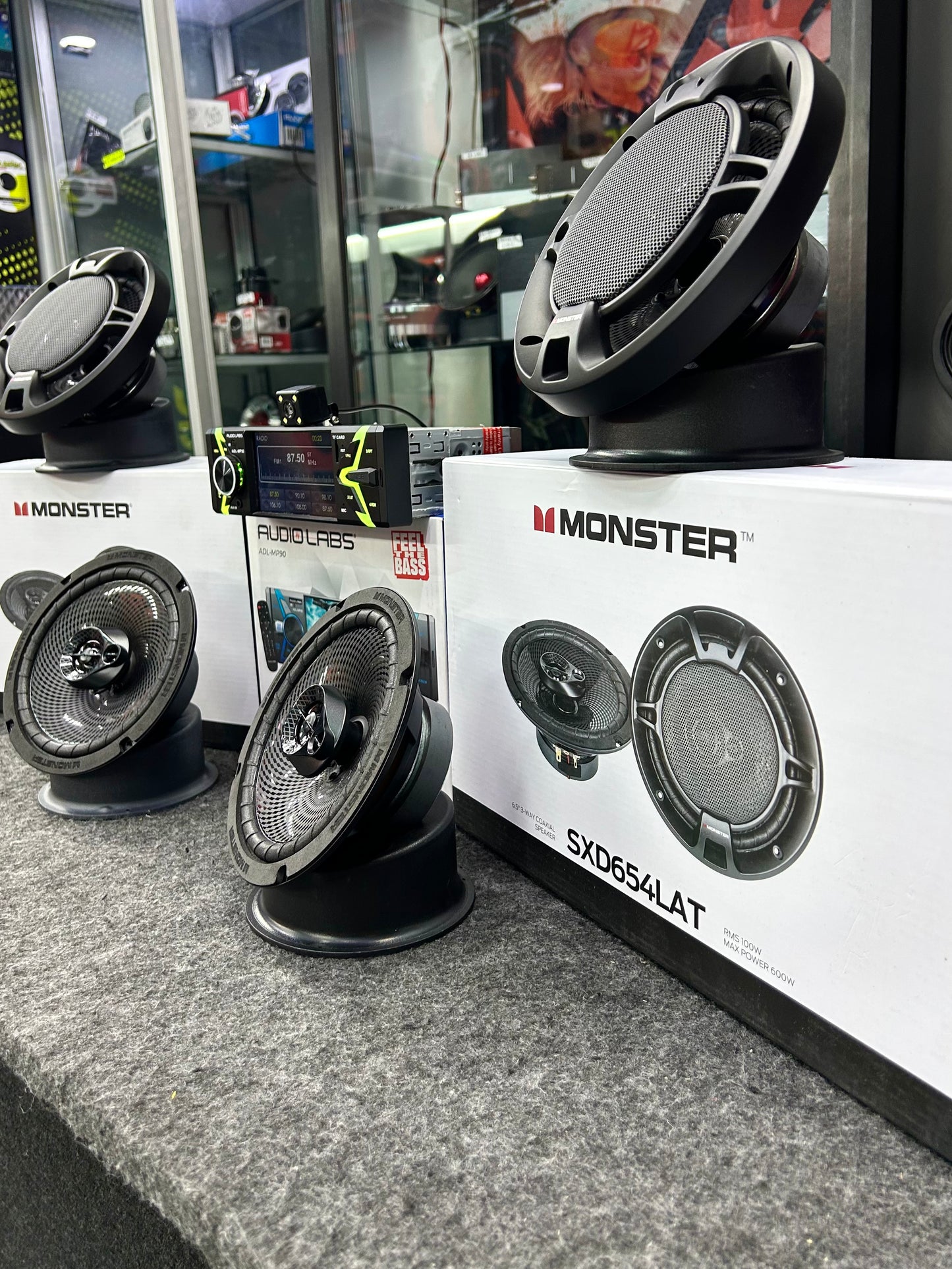 RENUEVA TU SISTEMA DE AUDIO Y AUMENTA LA POTENCIA / MONSTER / AUDIOLABS / 060526 / JCP