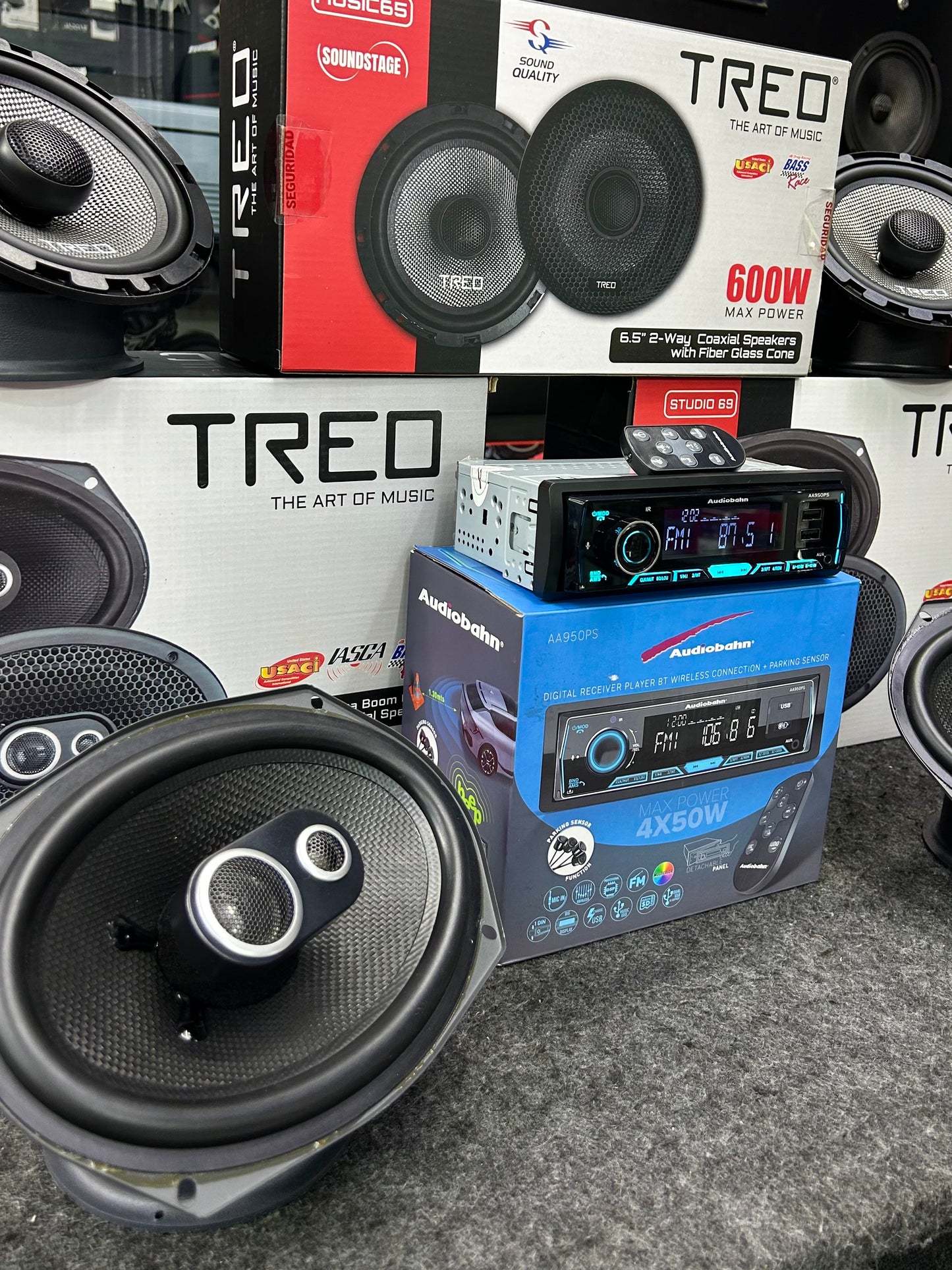 DALE A TU SISTEMA DE AUDIO LA RENOVACIÓN QUE NECESITA / TREO / AUDIOBAHN / 120526 / JCP