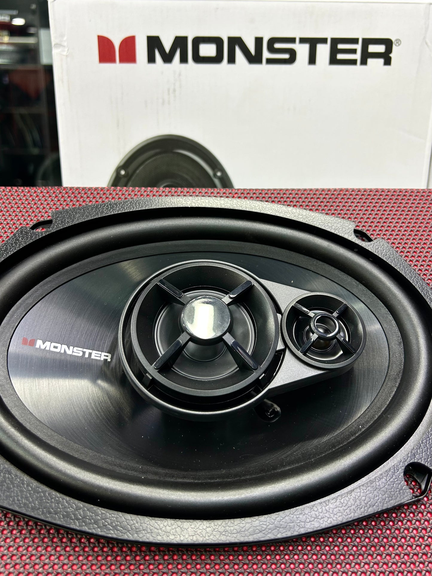 QUIERES AUMENTAR LA POTENCIA DE TU AUDIO Y NO SABES QUÉ ELEGIR / MONSTER / 260526 / JCP