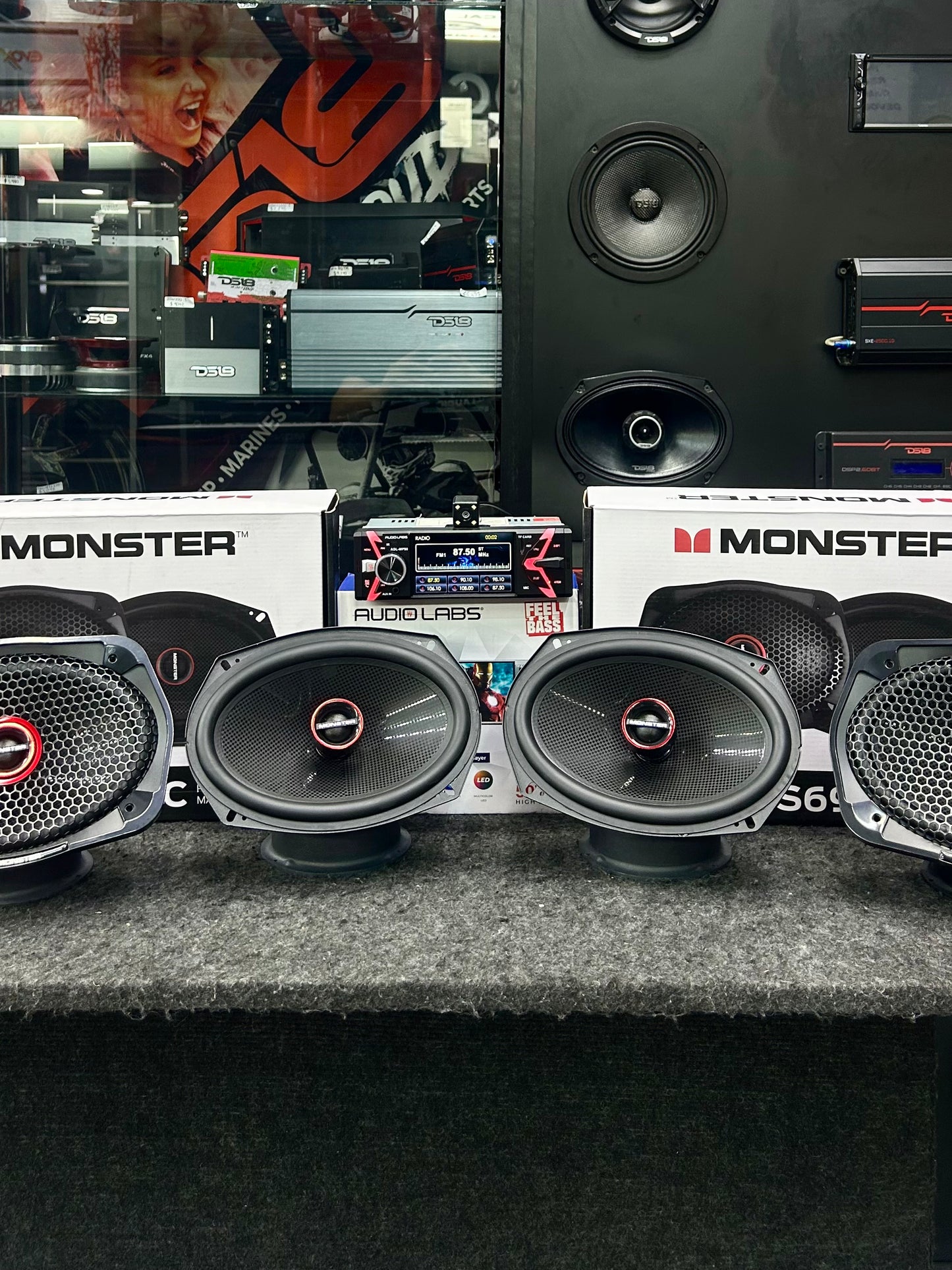 DALE A TU AUDIO LA RENOVACIÓN QUE NECESITA / MONSTER / AUDIOLABS / 040626 / JCP