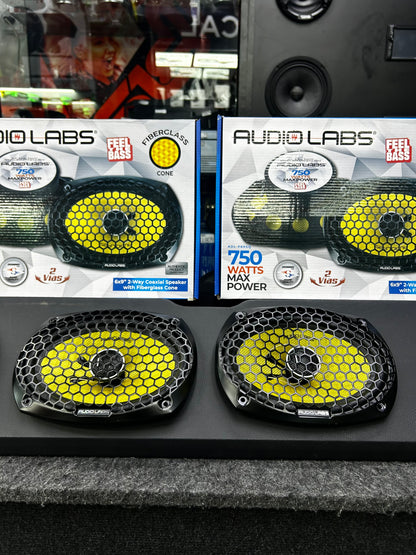 ALTAVOCES DE FIBRA DE VIDRIO CON CLARIDAD Y POTENCIA / AUDIO LABS / 220926 / VDR