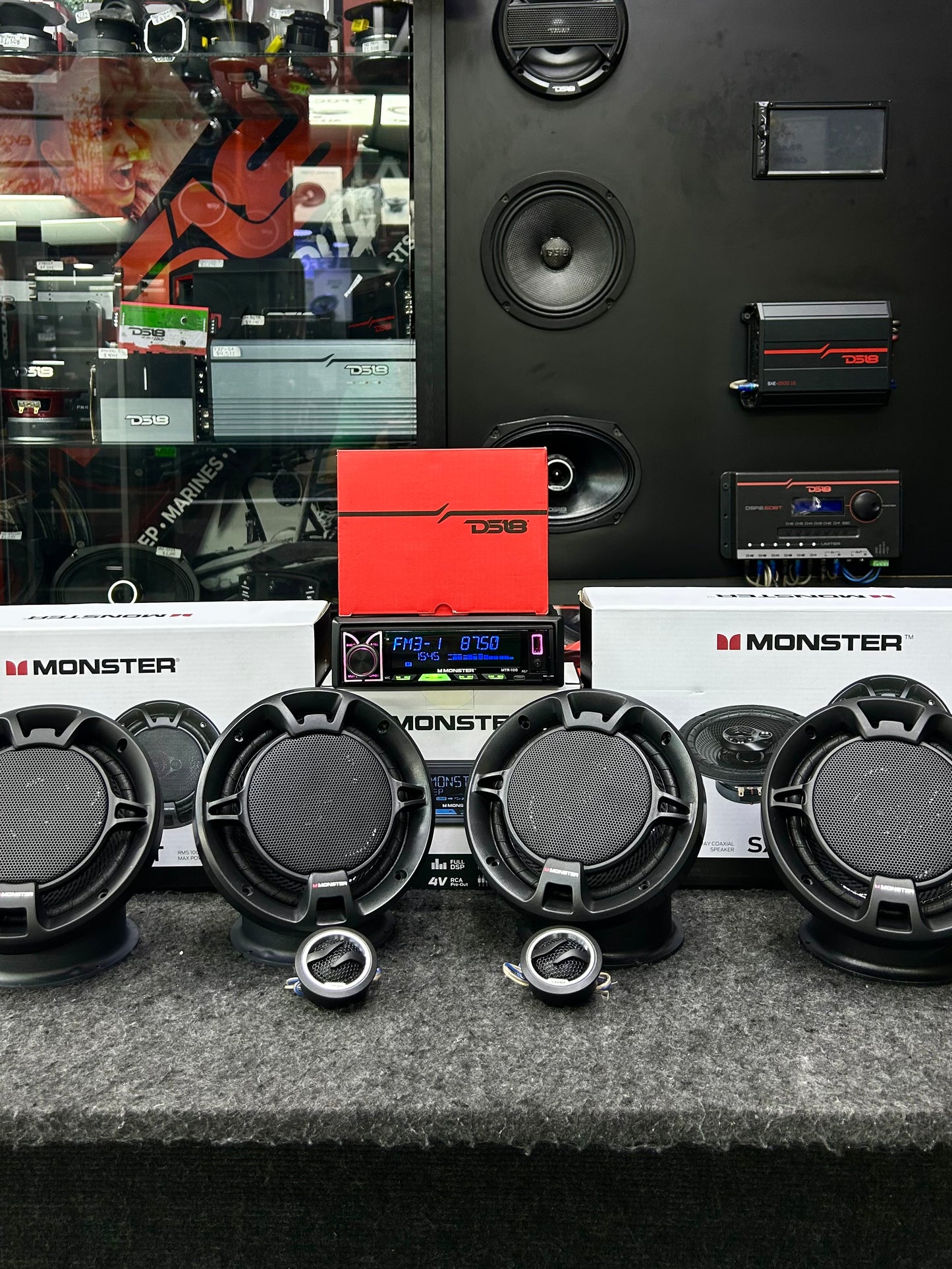 PARA TI QUE TE GUSTA LA CALIDAD Y POTENCIA / MONSTER / DS18 / 300626 / JCP