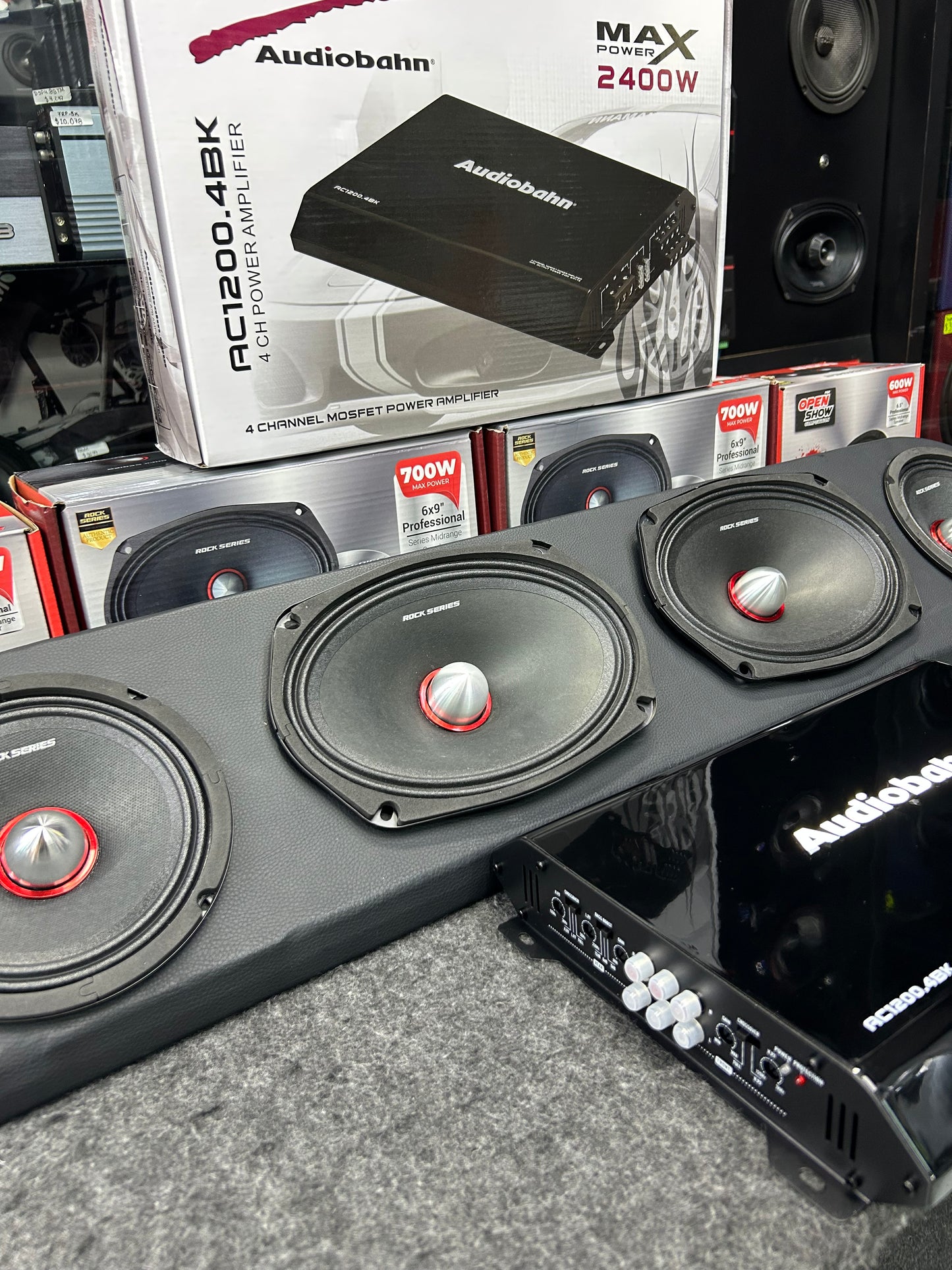 ADQUIERE ESTE EQUIPO OPEN SHOW DE MIDRANGE Y DALE POTENCIA A TU VEHÍCULO CON ESTE INCREÍBLE AMPLIFICADOR / ROCK SERIES / AUDIOBAHN / 050326 / HAR