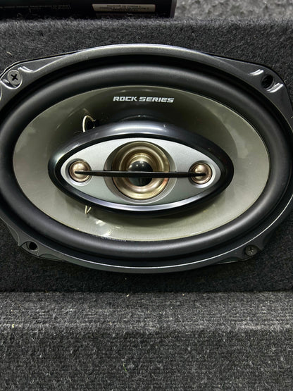 SUBE EL VOLUMEN GASTANDO POCO / DS18 / ROCK SERIES / 030926 / JCP