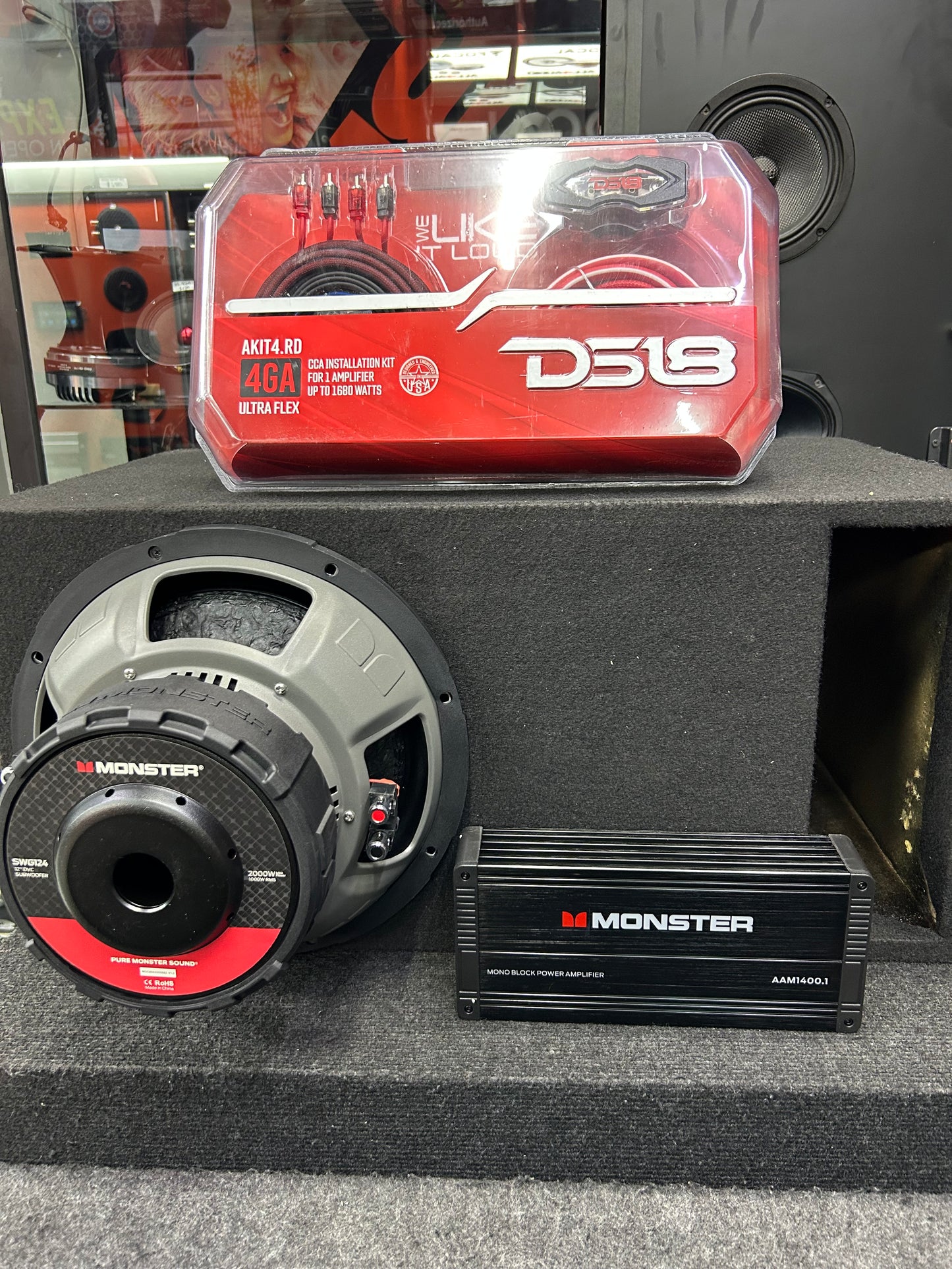 SACA EL MONSTRUO QUE LLEVAS DENTRO CON ESTE EQUIPO / MONSTER / DS18 / 270426 / HAR