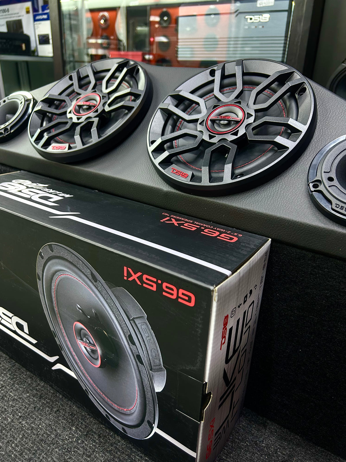 SONIDO QUE ABRILLANTA A PRECIO QUE ENCANTA / DS18 / 141026 / JCP