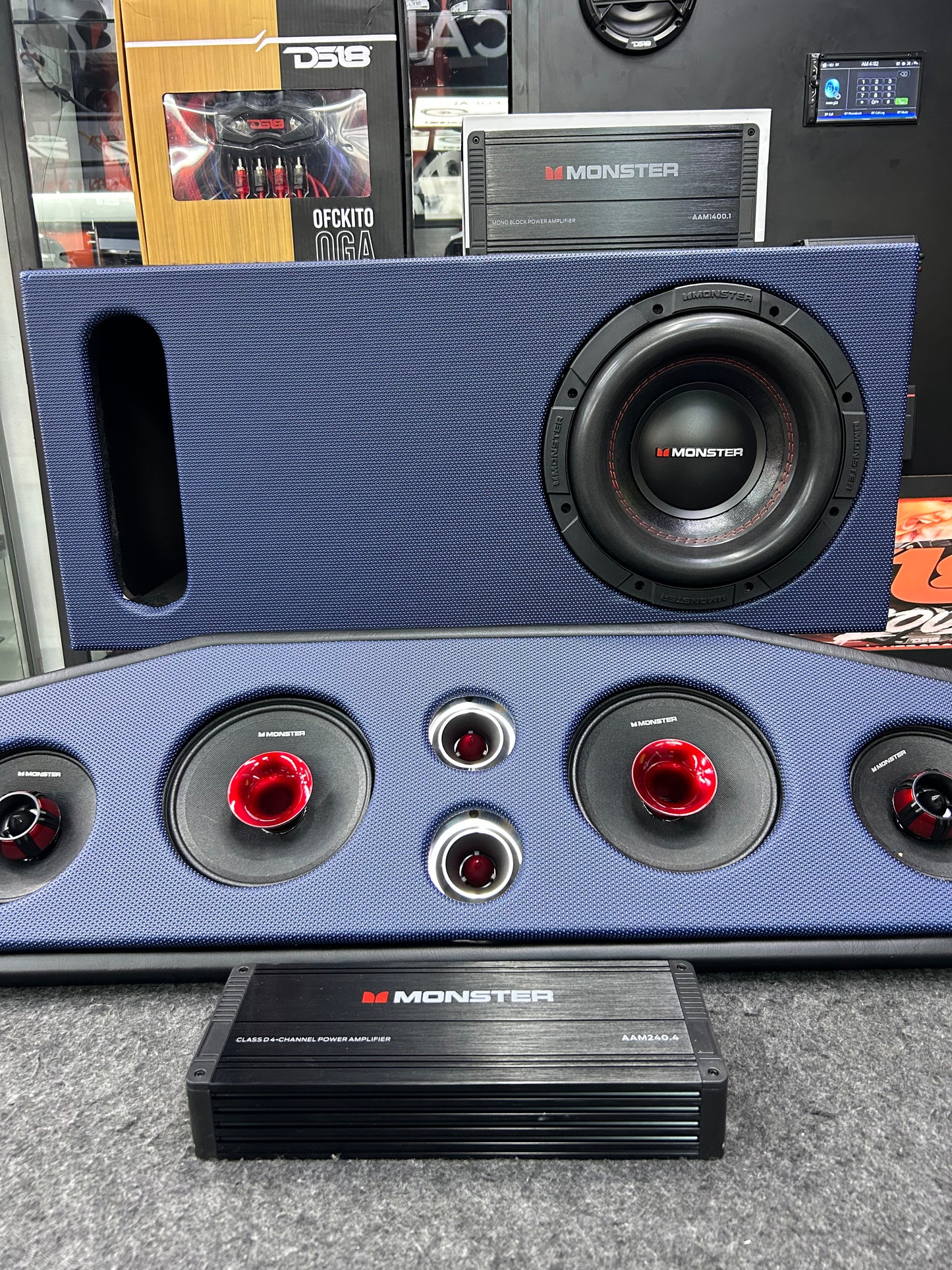 POTENCIA MONSTRUOSA / MONSTER / DS18 / 140526 / HAR