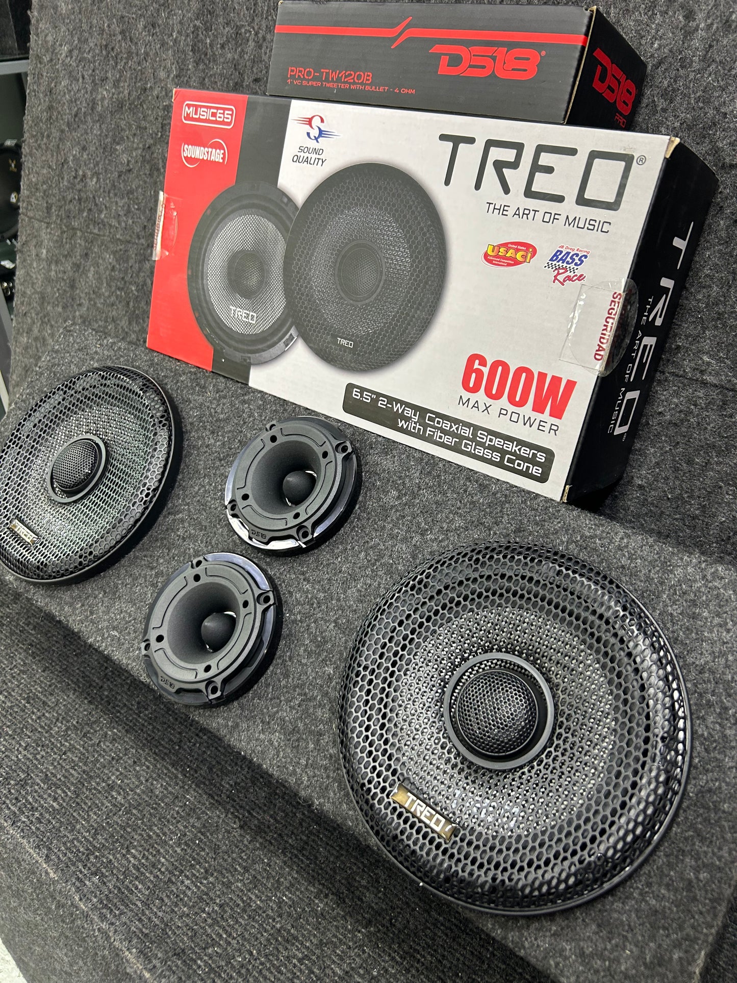CAMBIA TU VIEJO SONIDO DE AGENCIA Y MEJORA EL AUDIO EN TU VEHÍCULO / TREO / DS18/ 130826 / HAR