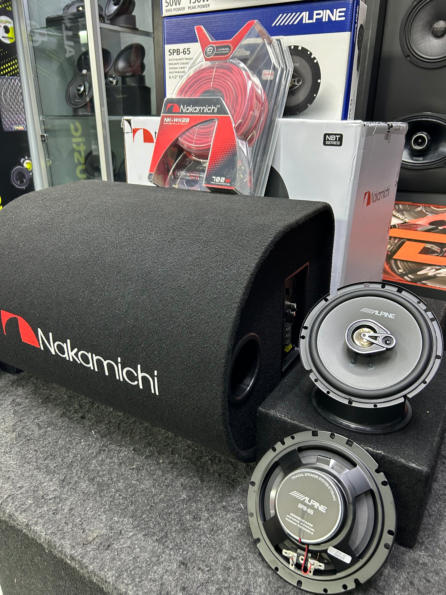 ACTUALIZA TU SISTEMA DE AUDIO Y VIVE LA MÚSICA / ALPINE / NAKAMICHI / 130826 / HAR