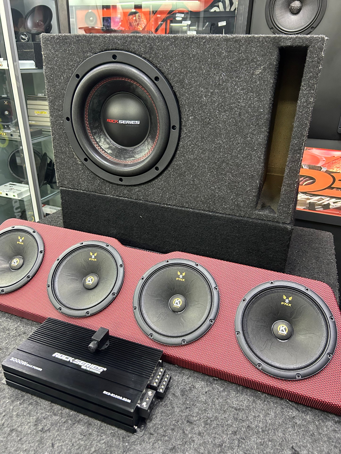 RETUMBA FUERTE CON UN GRAN IMPACTO SONORO / ROCKSERIES / KRACK / 210826 / HAR