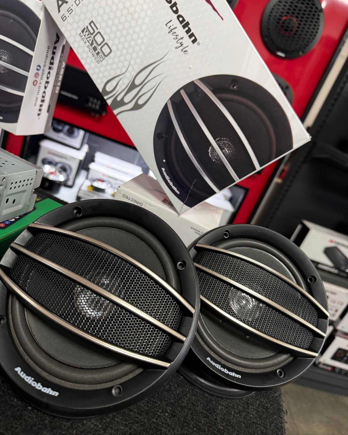 PAQUETE ESTÉREO+BOCINAS/ATOMIC - AUDIOBAHN/200126/DC