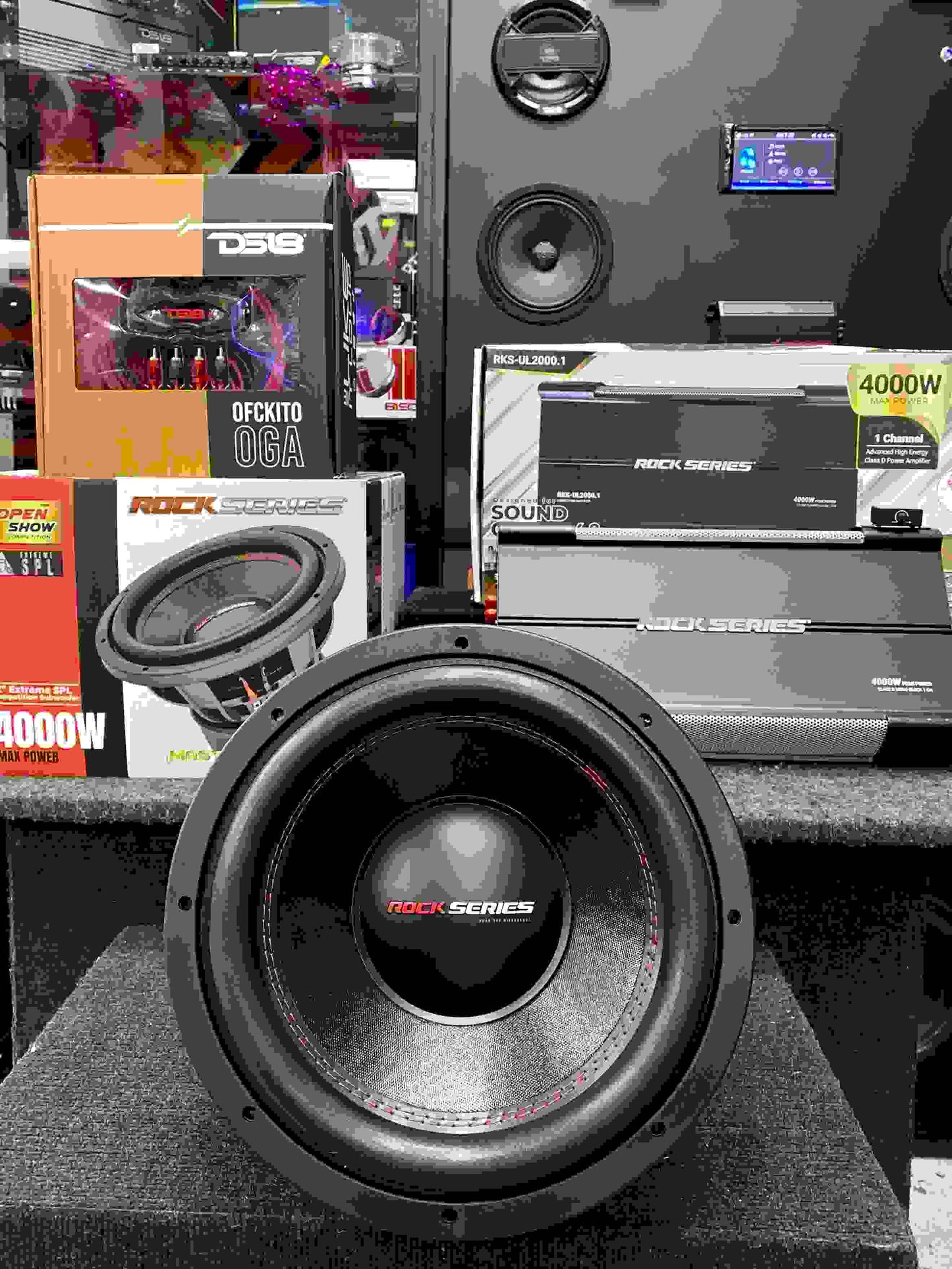 BUSCABAS UN BAJEO QUE HAGA EXPLOTAR POR COMPLETO TU VEHICULO / ROCK SERIES / DS18 / 270226 / VDR