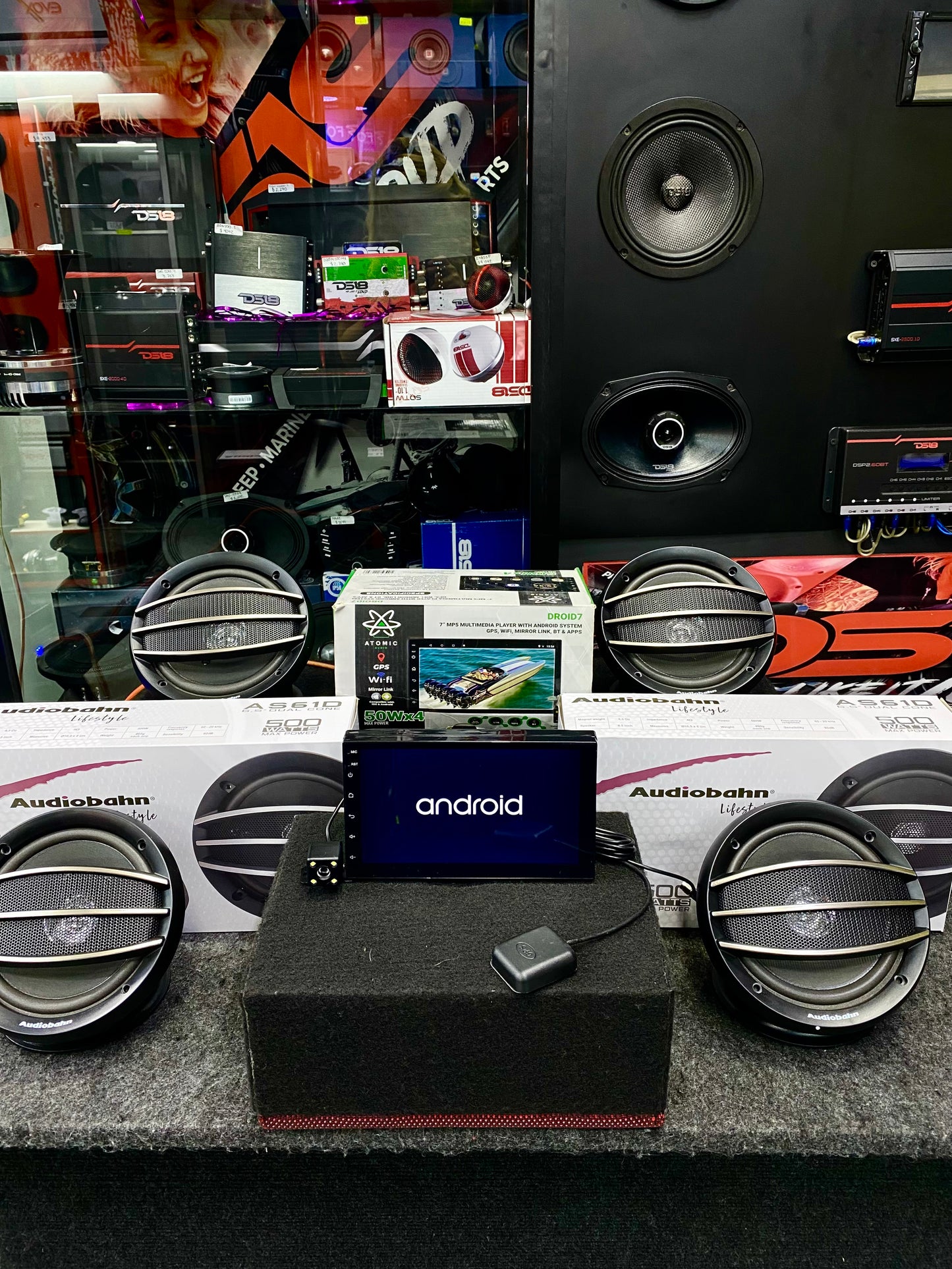 ¿QUIERES LO ÚLTIMO EN TECNOLOGÍA PARA TU VEHICULO? / ATOMIC / AUDIOBANH / 170326 / VDR