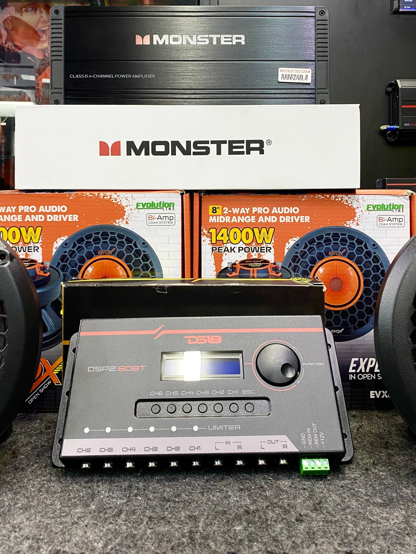 LLEVA LA POTENCIA Y CALIDAD DE TU AUDIO AL PRIMER NIVEL  / EVOX / MONSTER / DS18 / 130326 / DCA