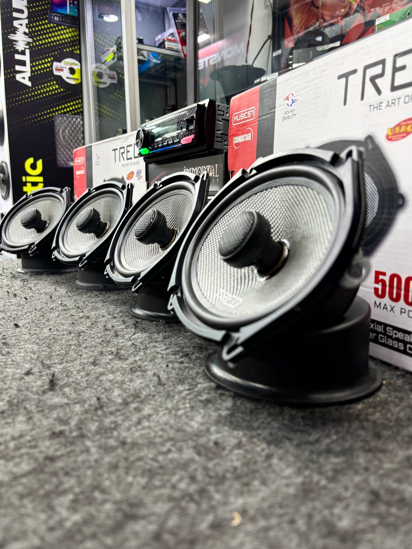NECESITAS BOCINAS DE 5X7 O 6X8 / TREO / AUDIOBAHN / 140426 / JCP