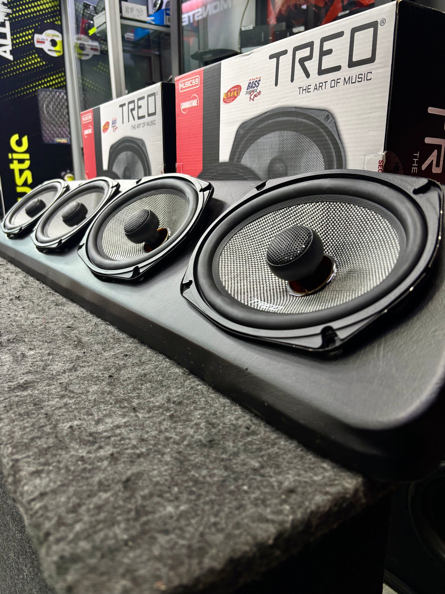 AMANTE DEL CAR AUDIO BUSCAS CLARIDAD Y POTENCIA / TREO / 150426 / JCP