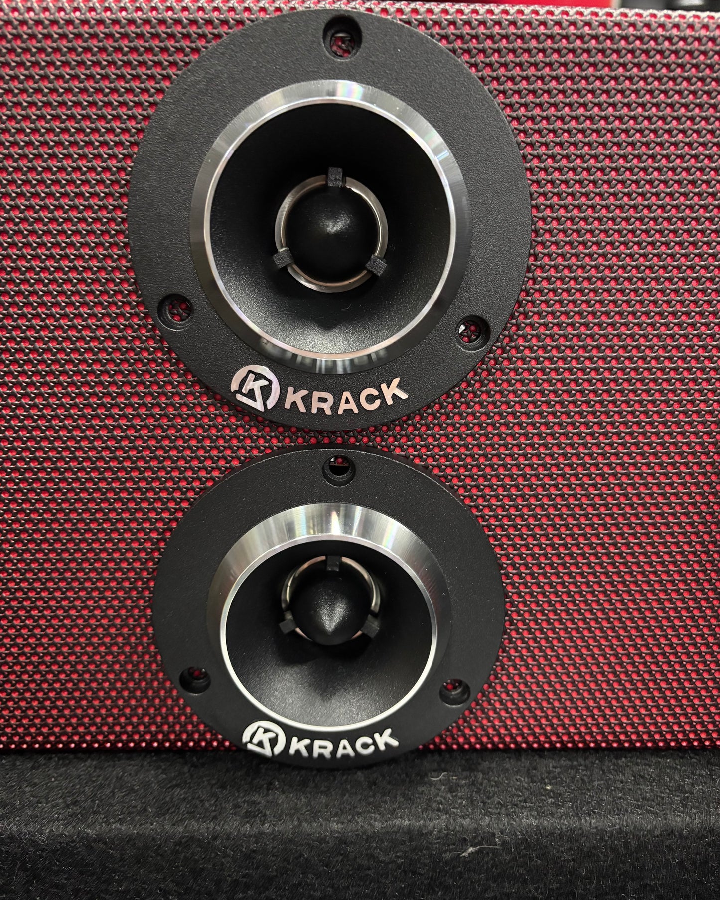 PAQUETE DE PANTALLA CON SET DE MEDIOS/MONSTER/KRACK/260126/RZ