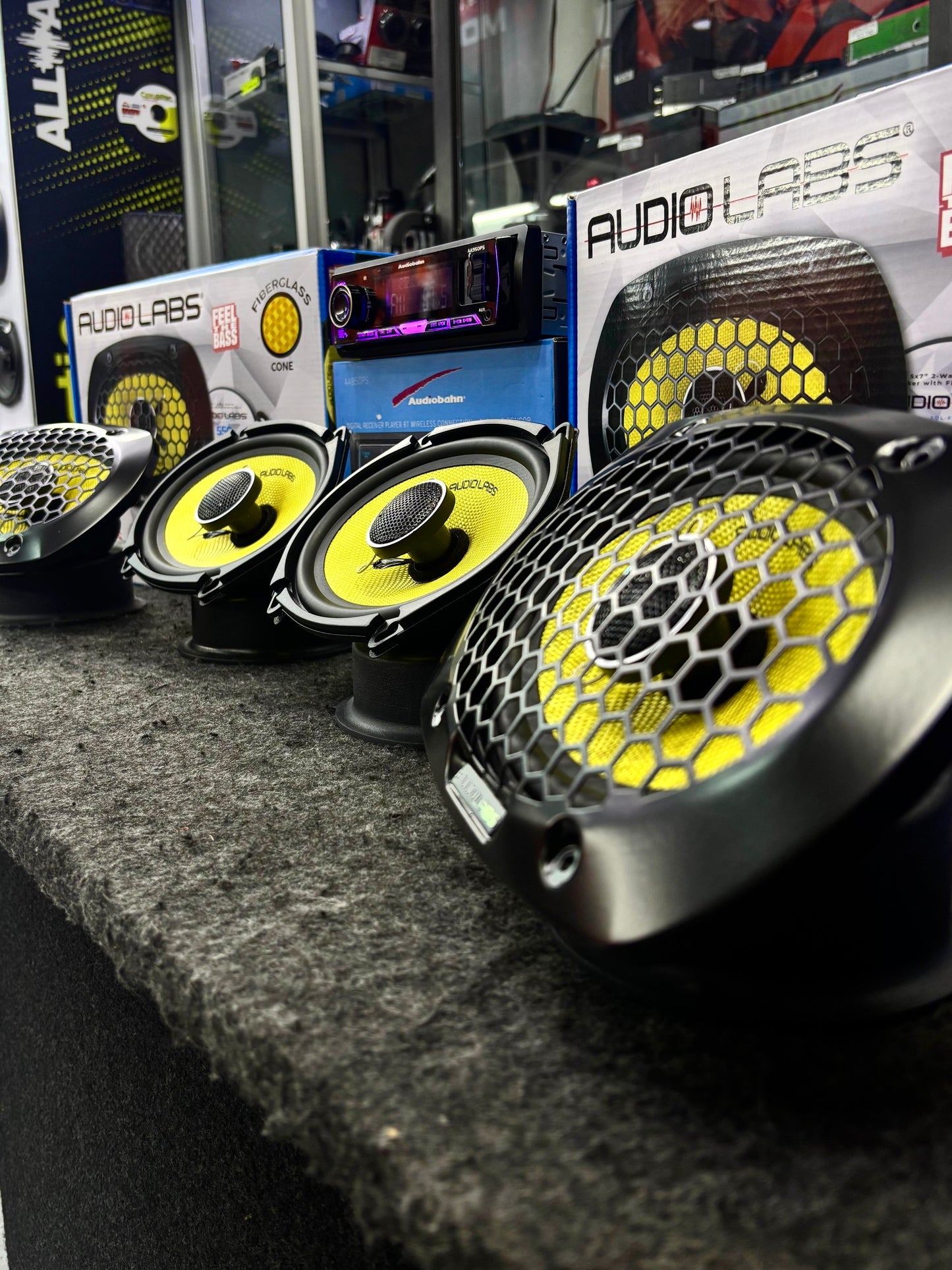 VEHÍCULOS CON BOCINAS 5X7 O 6X8 / AUDIOBANH / AUDIOLABS / 300326 / JCP
