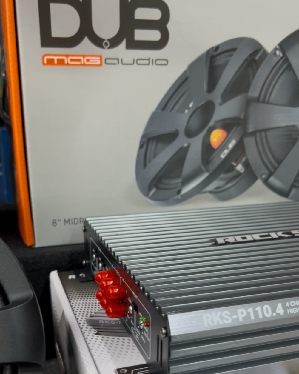 ESTE MES DE FEBRERO REGALATE CAR AUDIO 4 MIDRANGE 8 + AMPLIFICADOR / 110226 / HAR