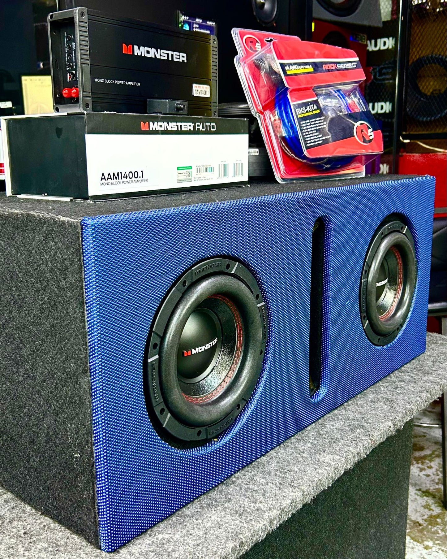 PAR DE SUBWOOFER 8 MONSTER PARA REVENTAR TU VEHÍCULO / 120226 / HAR
