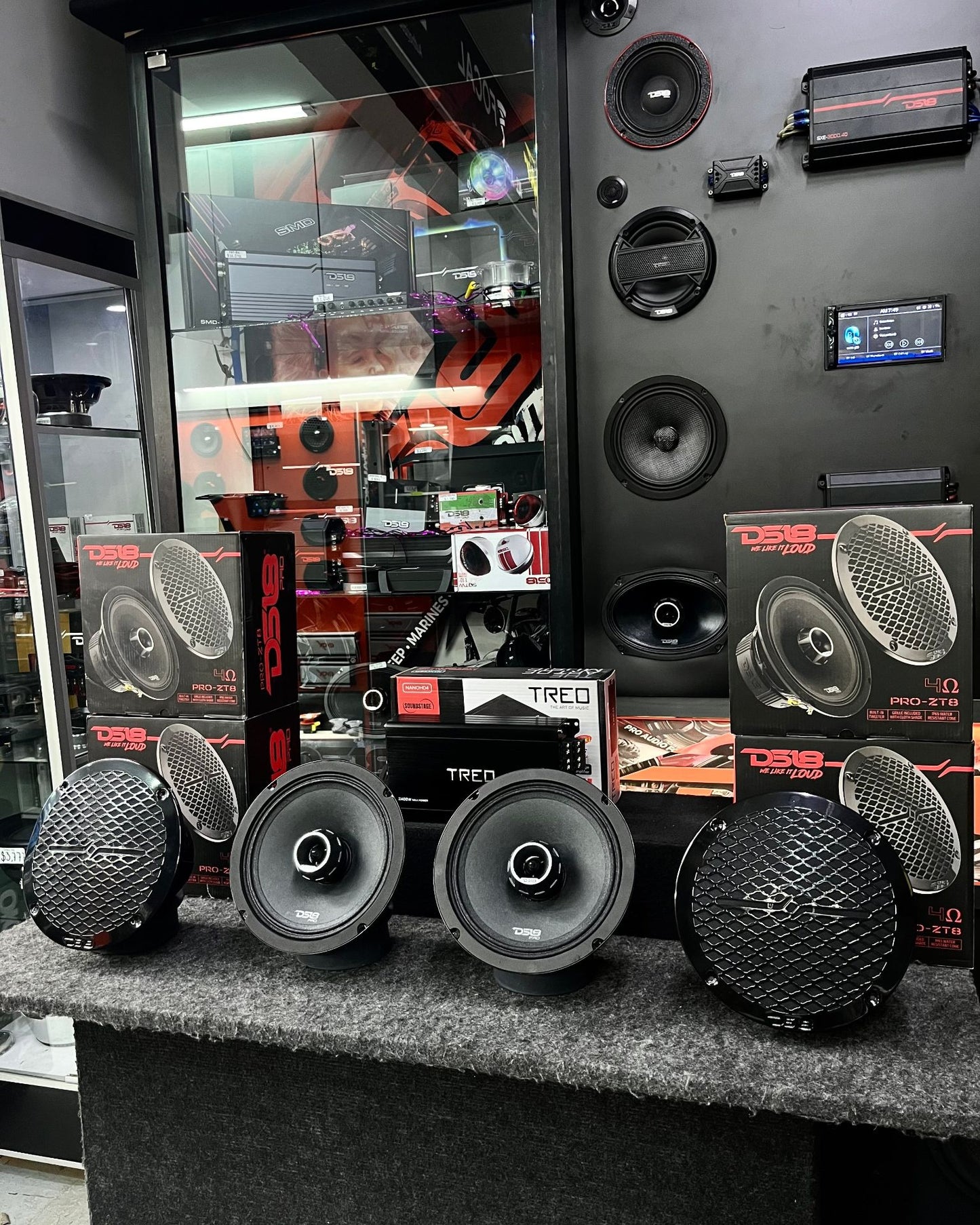 WE LIKE IT LOUND PAQUETE DE PRO-AUDIO / DS18 / TREO / 110226 / VDR