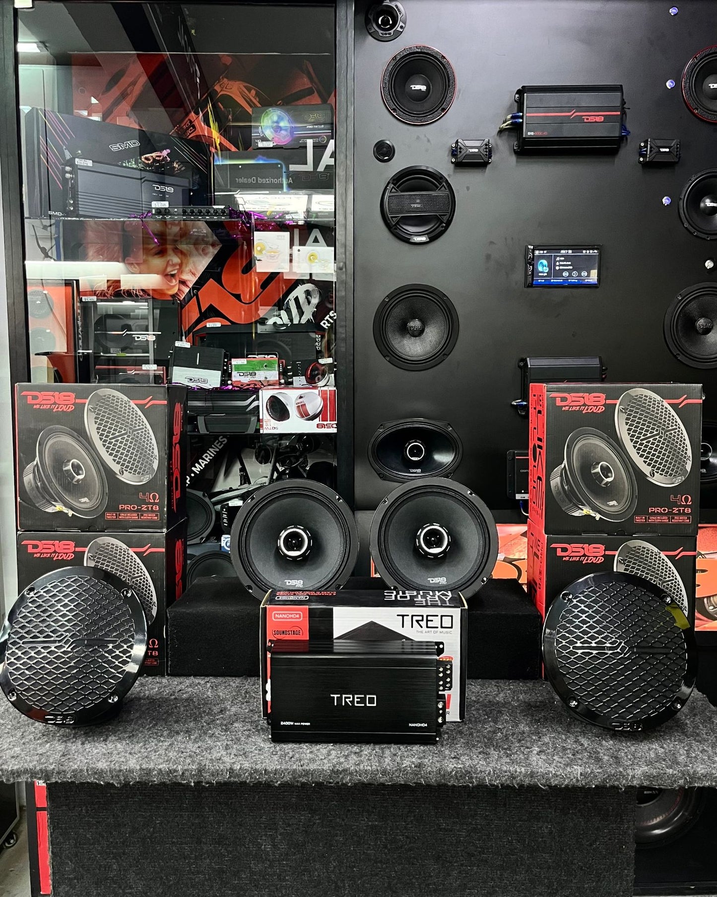 WE LIKE IT LOUND PAQUETE DE PRO-AUDIO / DS18 / TREO / 110226 / VDR