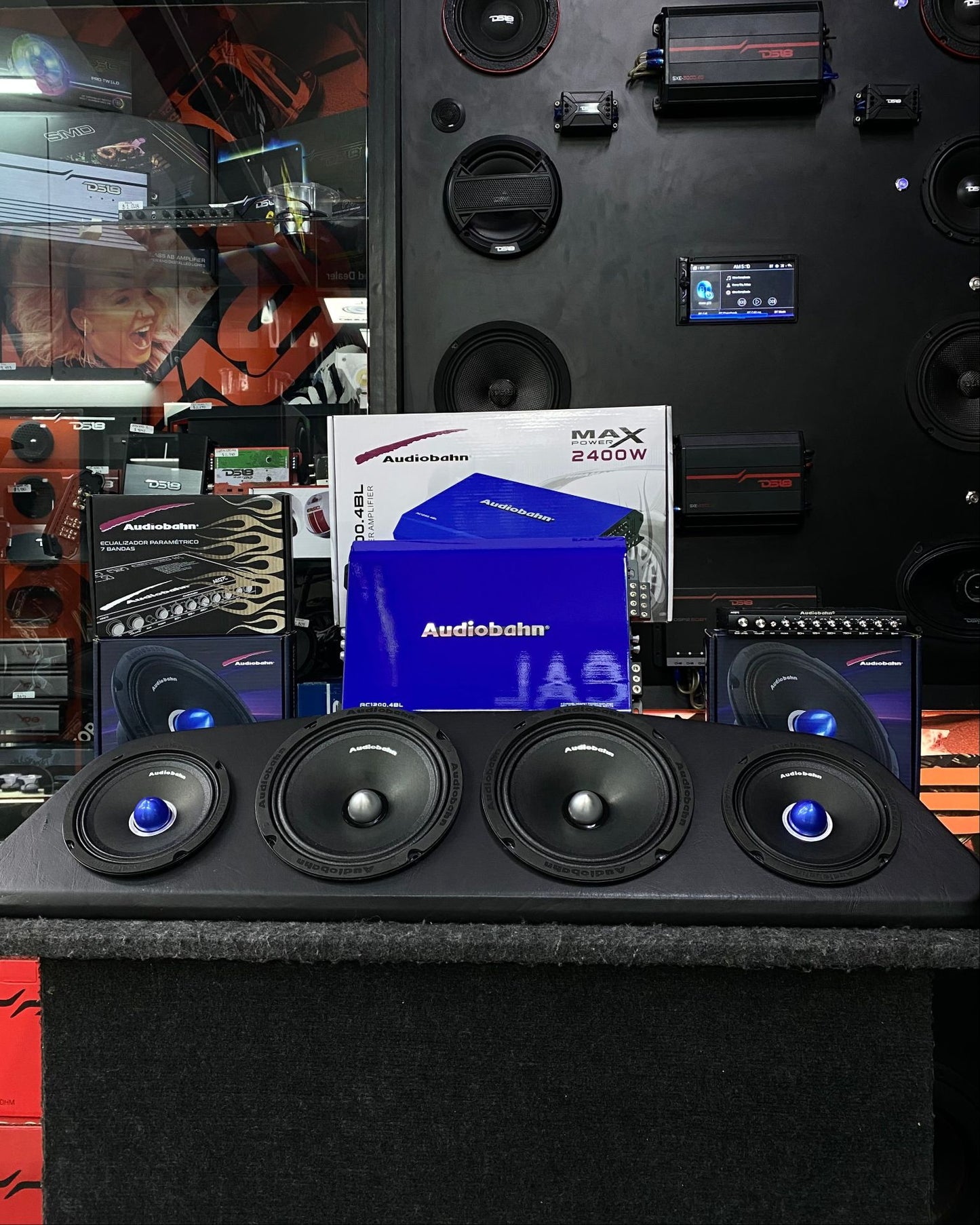 CAMBIA EL SISTEMA DE AUDIO DE TU VEHICULO POR OPEN SHOW / AUDIOBANH / 300126 / VDR