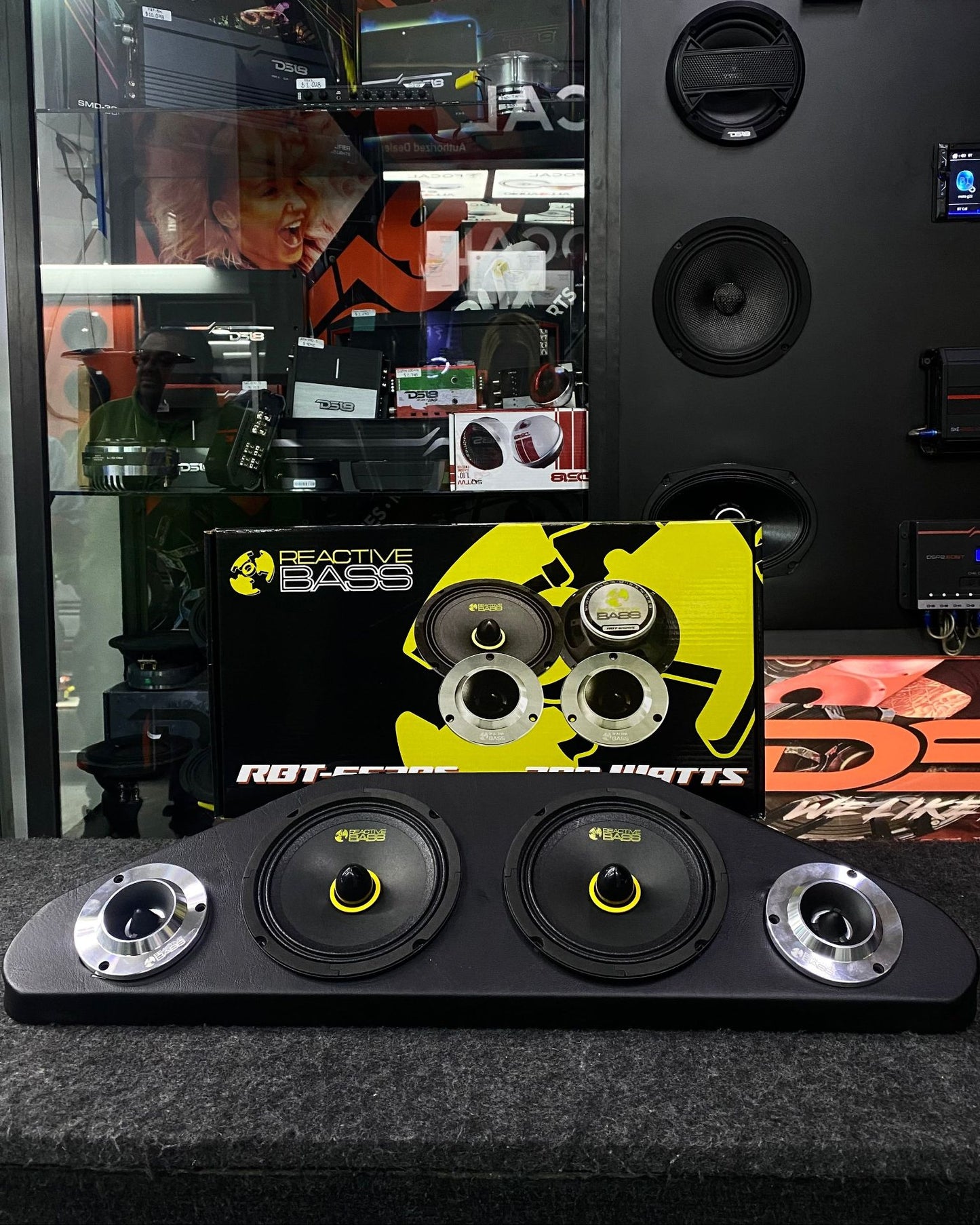 PAQUETE OPEN SHOW / REACTIVE BASS / 050226 / VDR