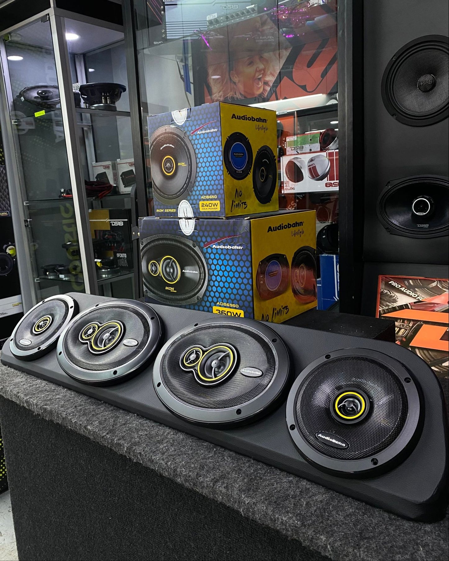 CONSIENTE A TU VEHICULO CON ESTE PAQUETE / AUDIOBANH / 100226 / VDR