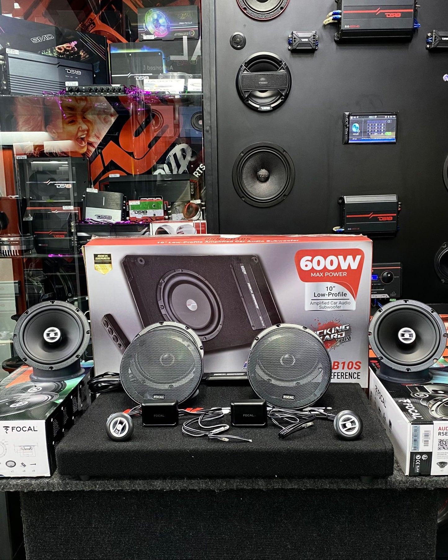 ¿TIENES POCO ESPACIO EN TU VEHICULO? ROCK SERIES / FOCAL / 230226 / VDR