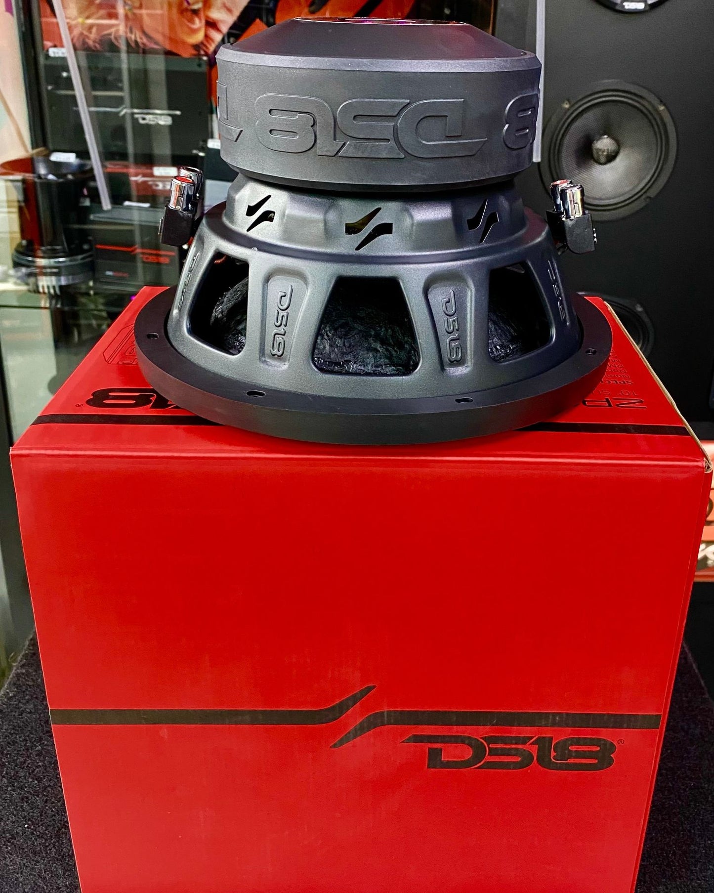 ENAMÓRATE DE LAS FRECUENCIAS BAJAS / DS18 / 130226 / DCA